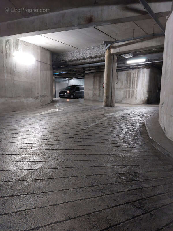 Parking à NICE