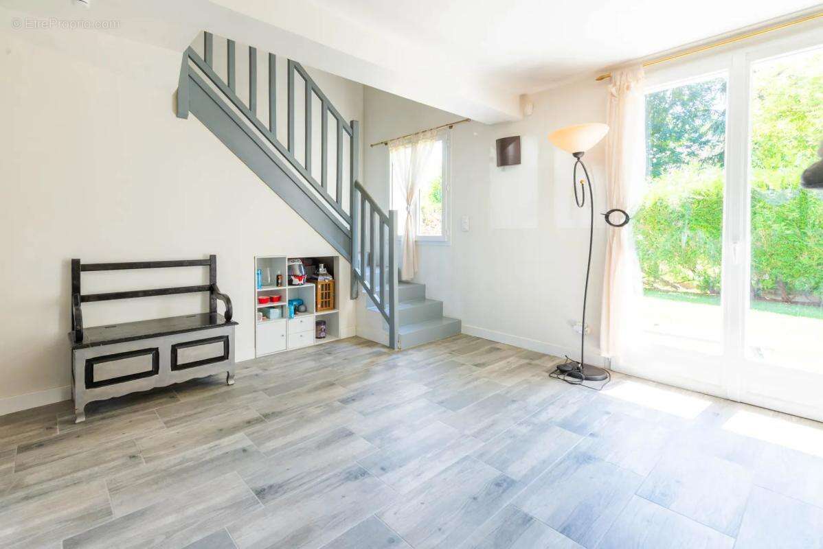 Maison familiale rénovée 4 chambres, environnement bucolique à Saint-Arnoult-en-Yvelines - photo 17