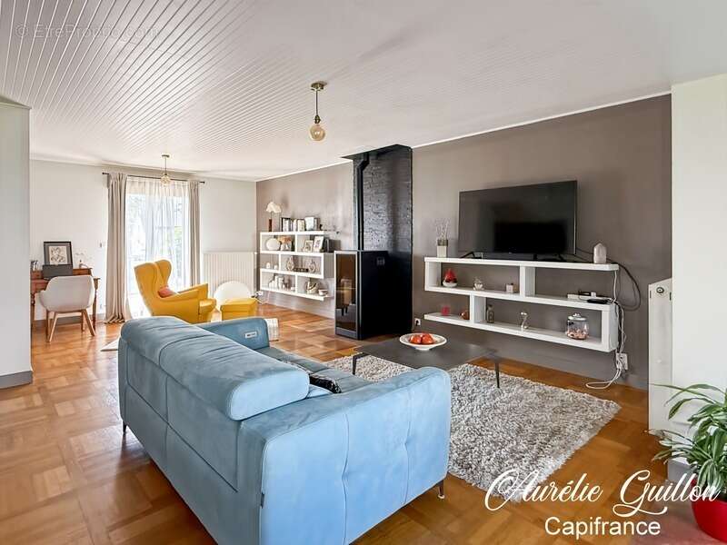 Maison à LA CHAPELLE-CARO