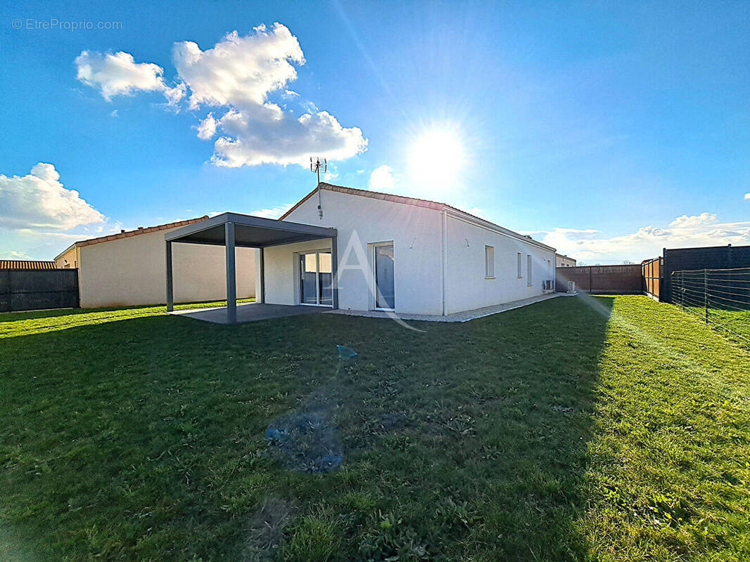 Maison à CHANTONNAY