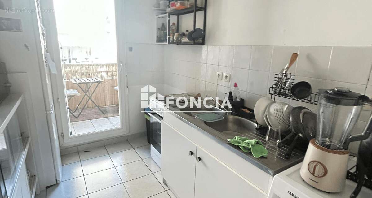 Appartement à MARSEILLE-7E