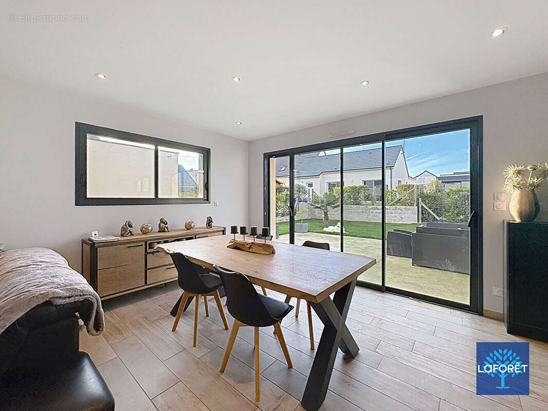 Maison à BLAINVILLE-SUR-ORNE