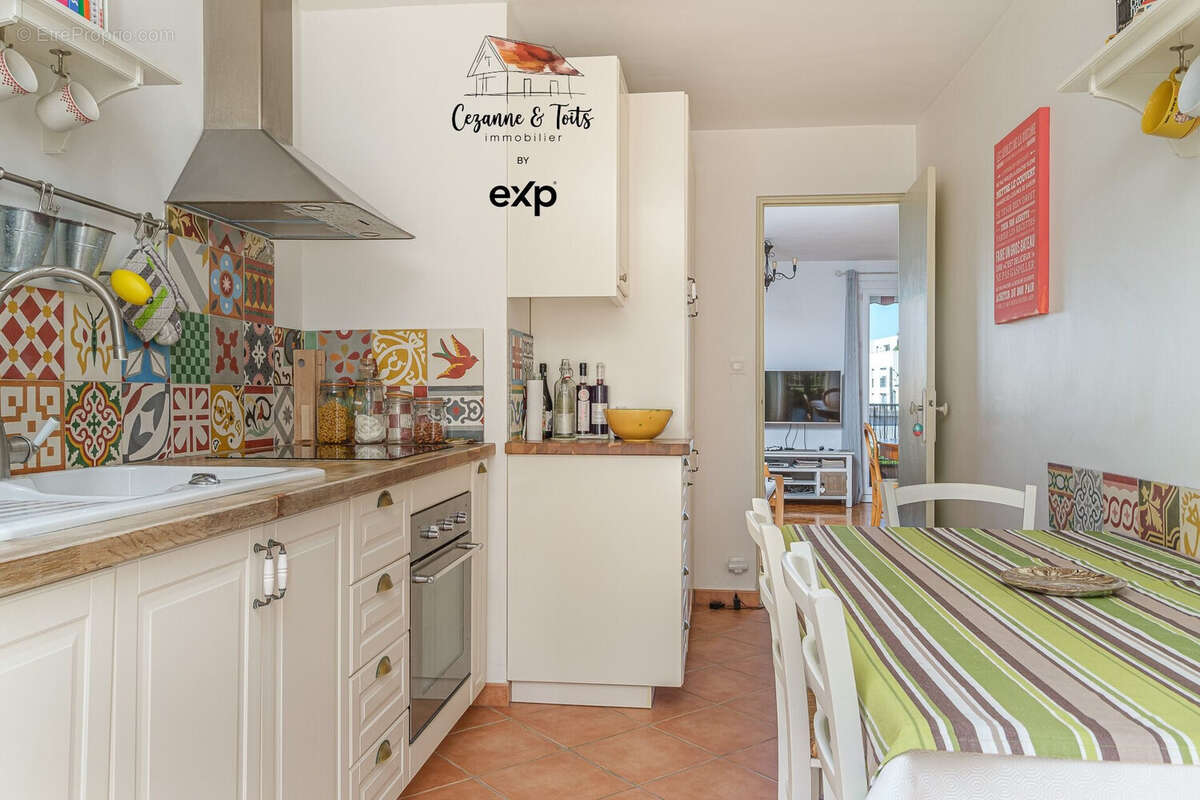 Appartement à MARSEILLE-9E