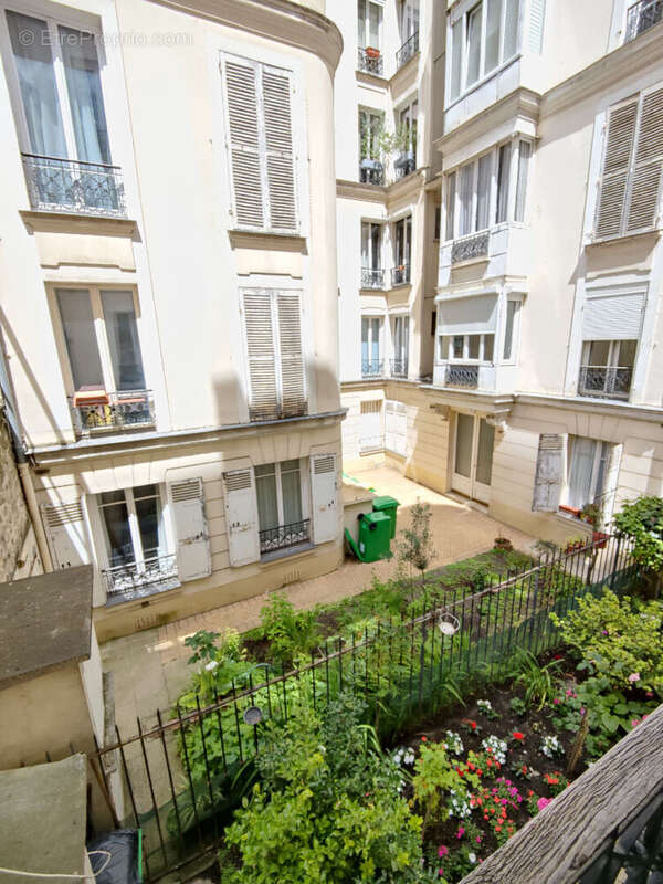 EXCLUSIVITE Appartement 15E ARRONDISSEMENT Paris 2 pièce(s) 30 m2 - photo 5