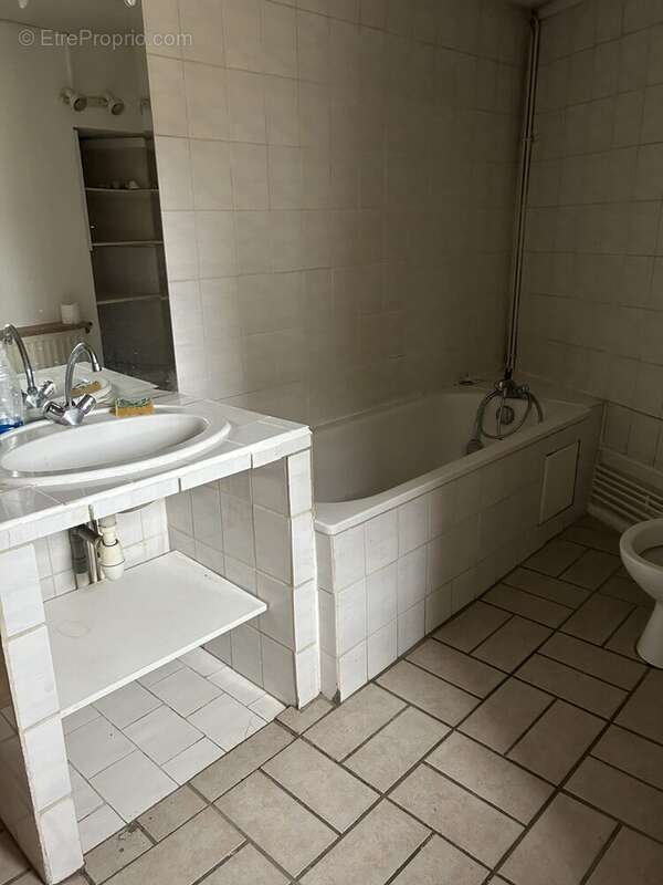 Appartement à PRIVAS