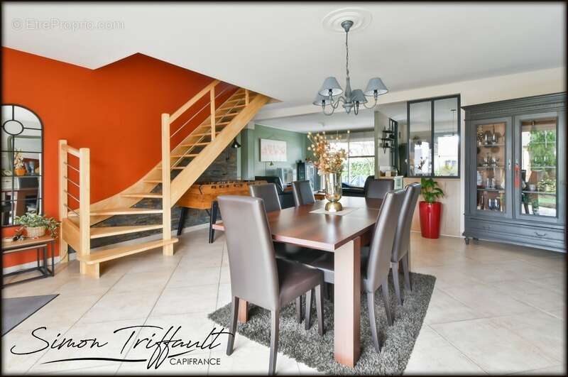 Maison à MONTFORT-LE-GESNOIS