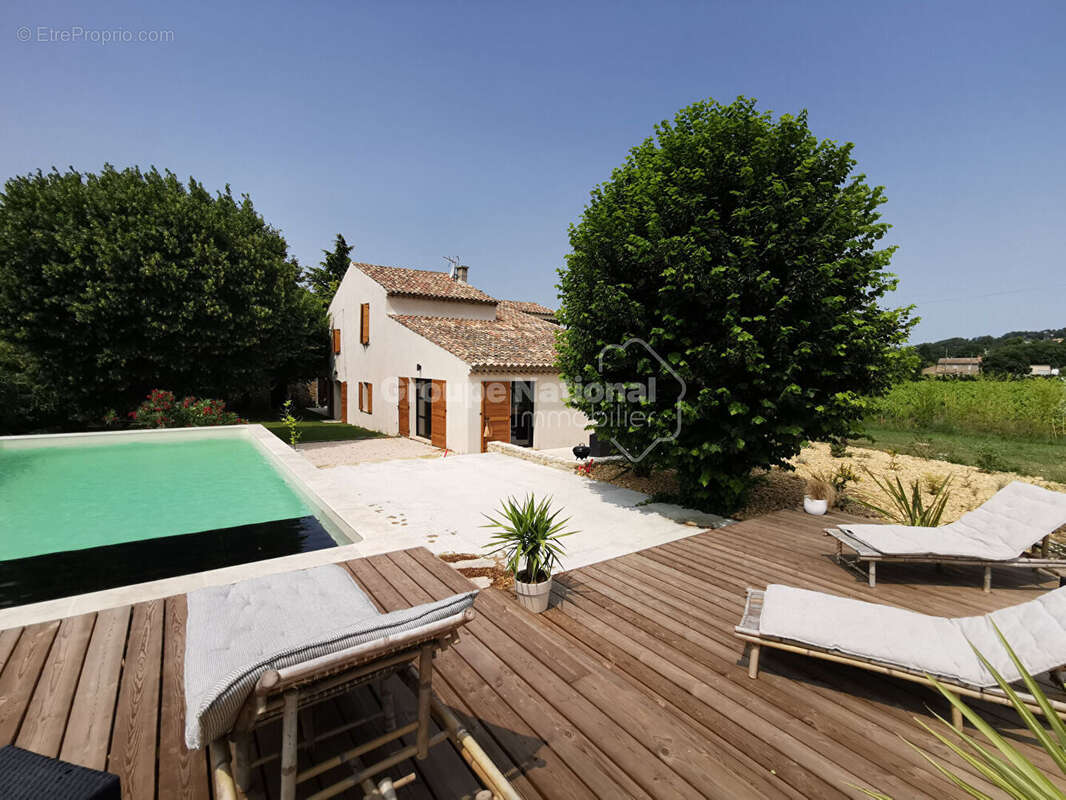 Maison à VAISON-LA-ROMAINE