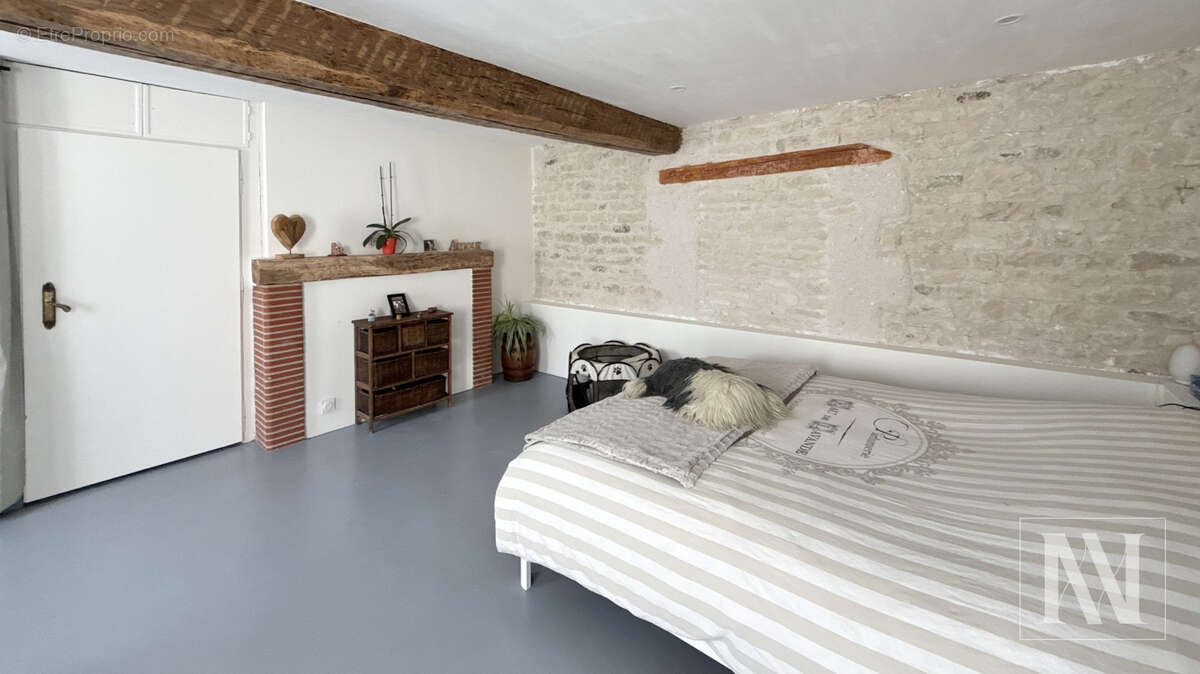 Maison à AUXON