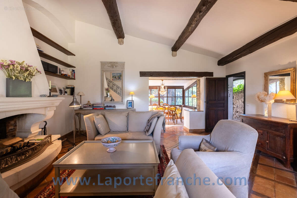 Maison à CAGNES-SUR-MER