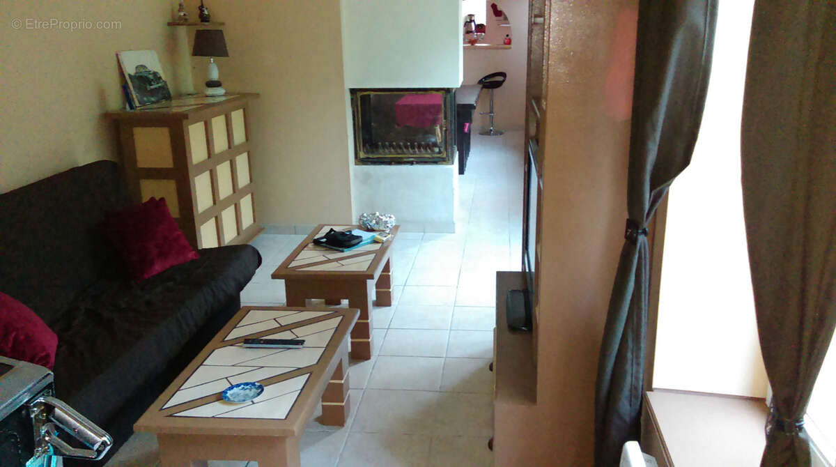 Maison à SAINT-MENOUX