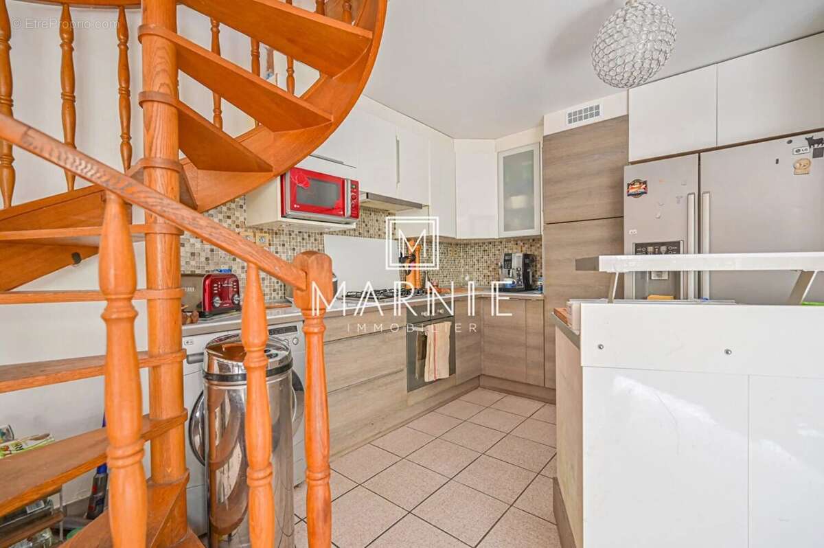 Maison à PARIS-18E