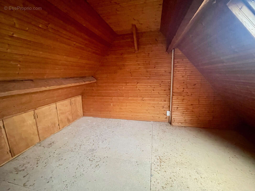 Maison à LA FERRIERE-SUR-RISLE