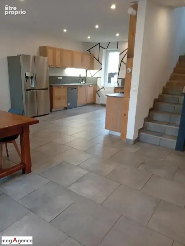 Maison 4 chambres sur 420 m² clos - photo 2