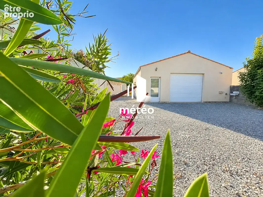 Photo Terrain à Aytre au prix de 192 900€