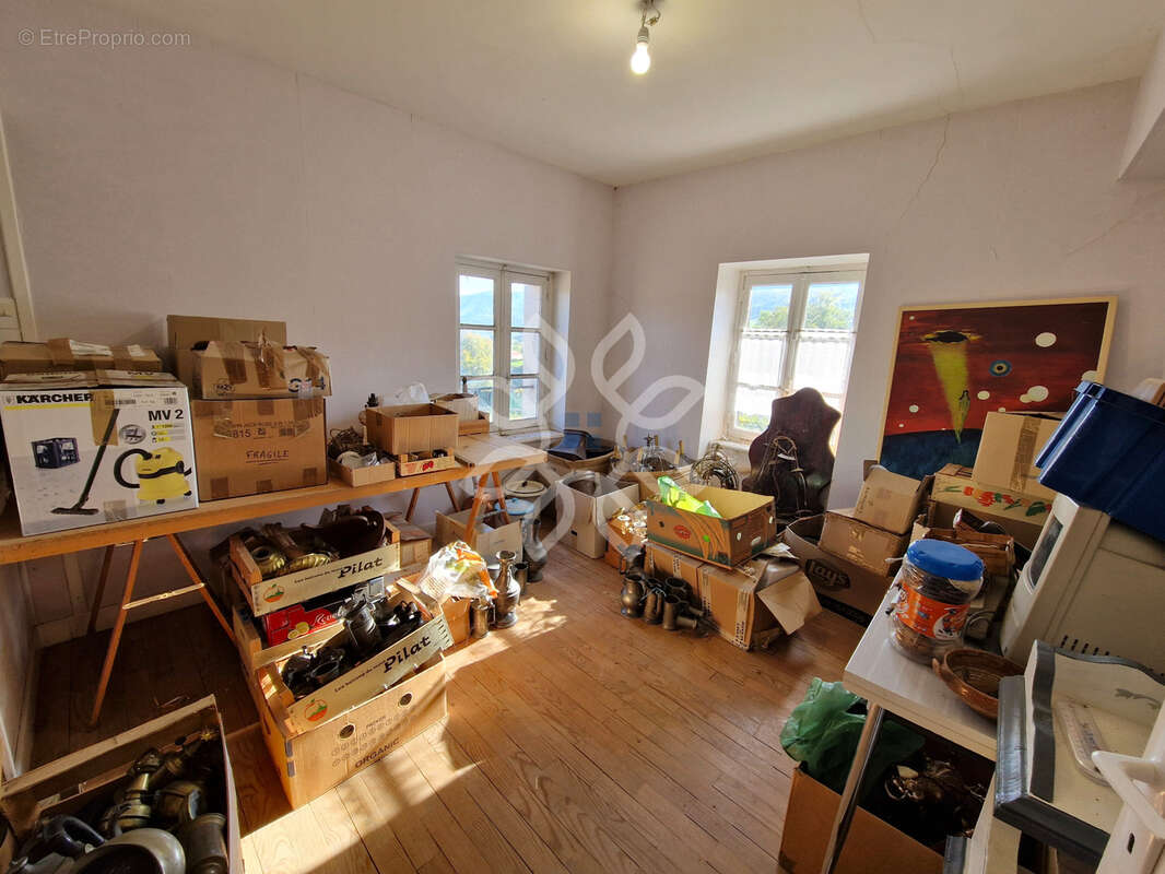 Autre à VILLENEUVE-D&#039;ALLIER