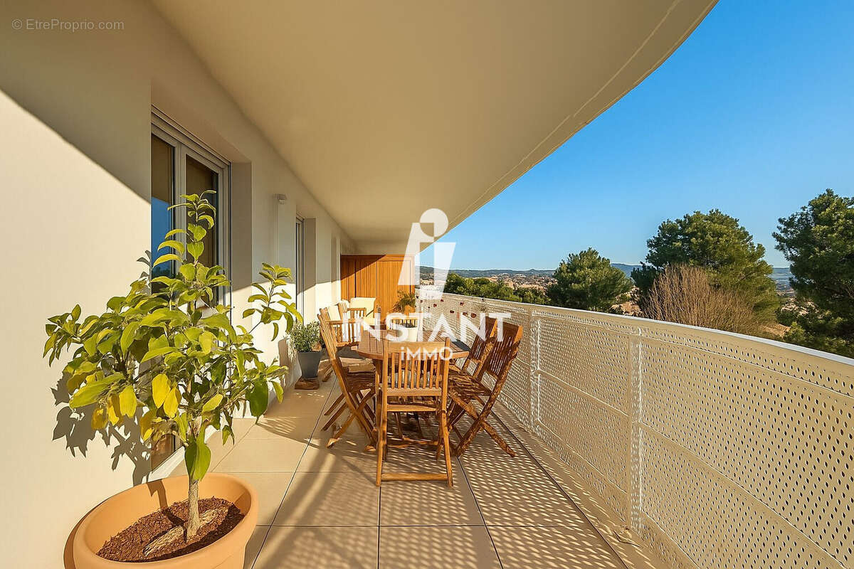 Appartement à MARSEILLE-13E