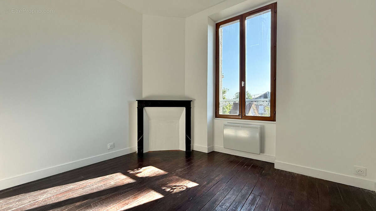 Appartement à CORBEIL-ESSONNES
