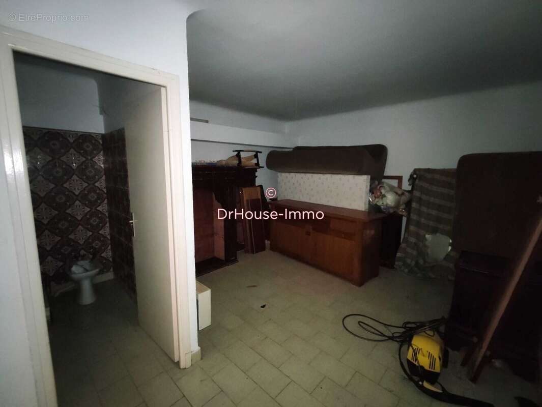 Commerce 43 m² à Perpignan  - photo 17