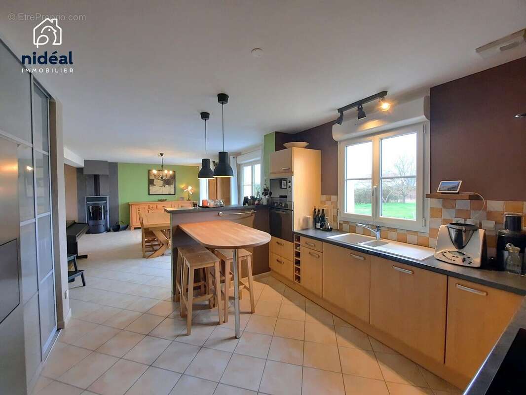 Maison 133 m² à Laon  - photo 9