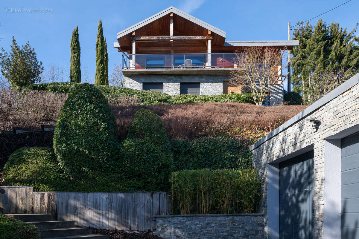 Maison à SAINT-JORIOZ