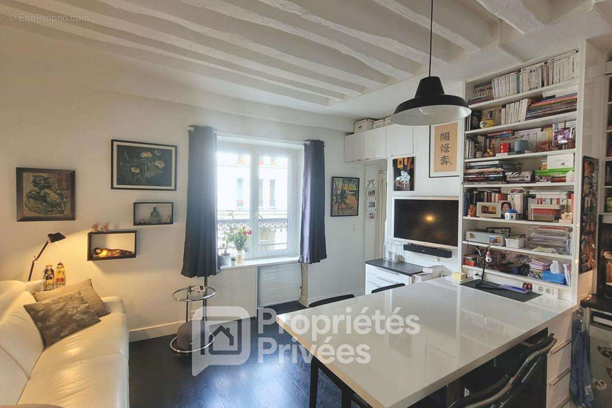 Appartement à PARIS-11E