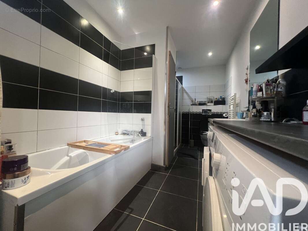 Photo 3 - Maison à ETREPAGNY