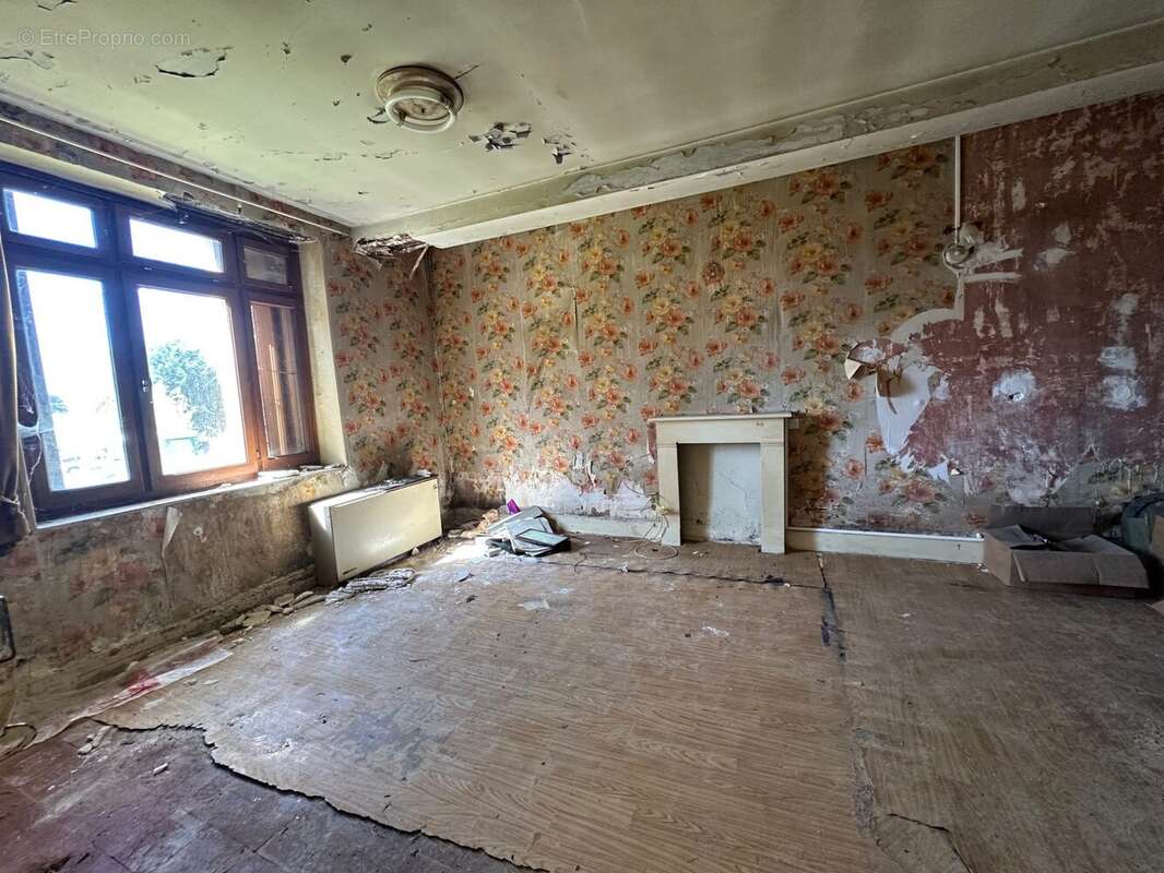 Maison à LE NOUVION-EN-THIERACHE