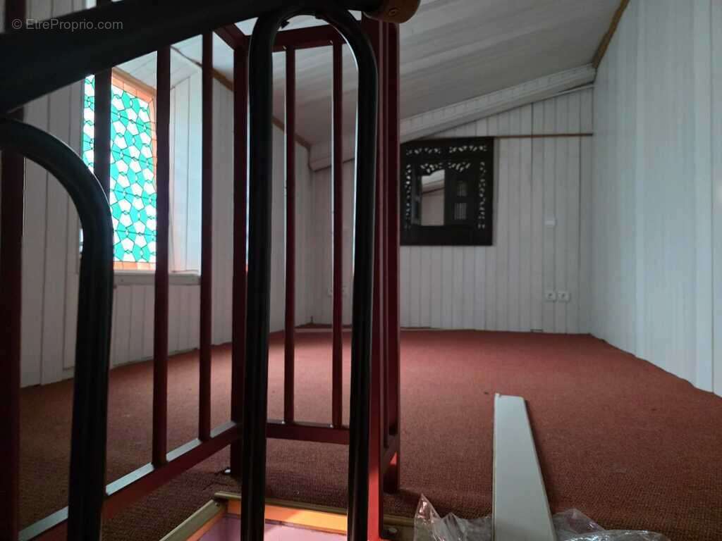 Magnifique bâtiment de 3 600 m² - Grand potentiel - photo 10