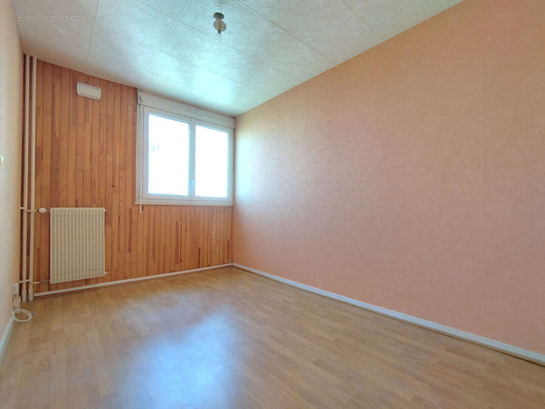 Appartement Saint Pierre Des Corps F4, proche écoles, commerces, Fil Bleu, gare TGV - photo 6