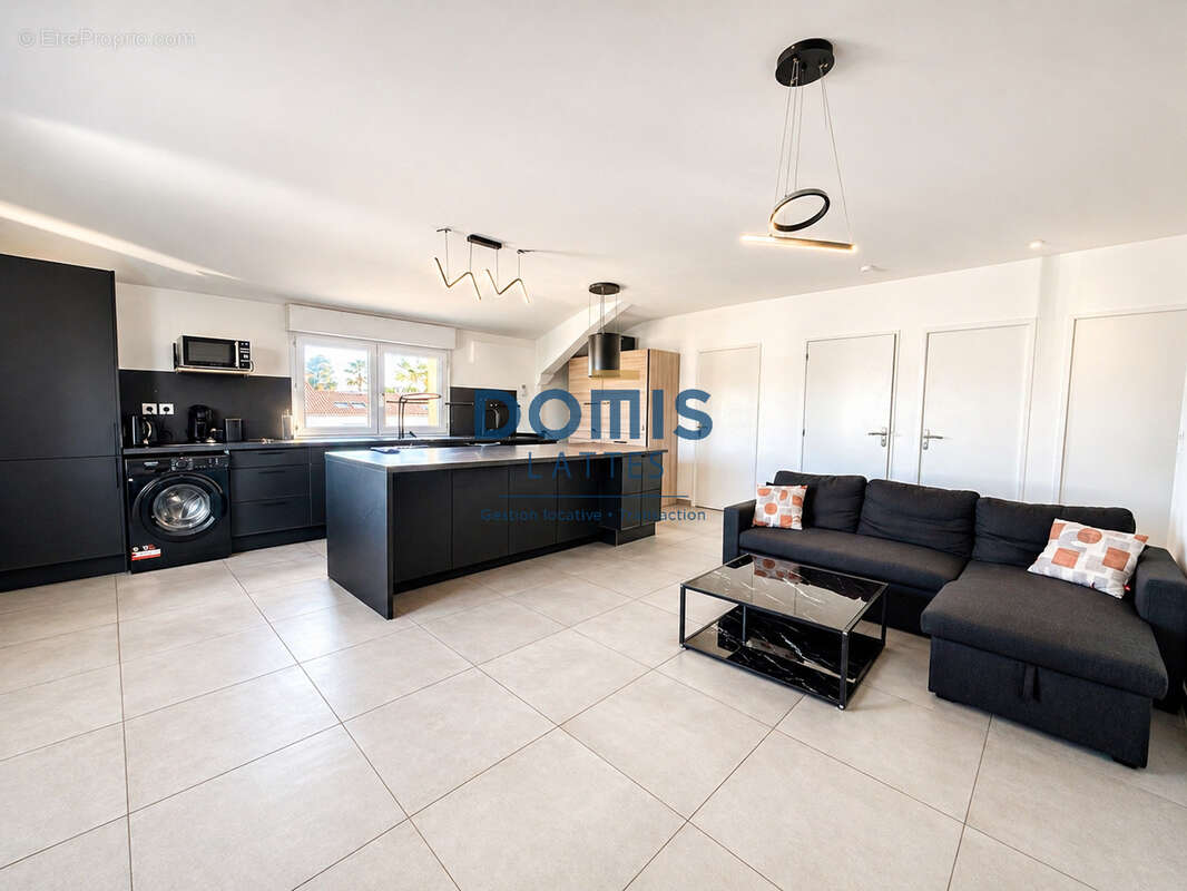 Appartement à LAVERUNE