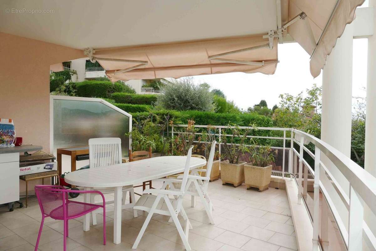 Appartement à LE CANNET