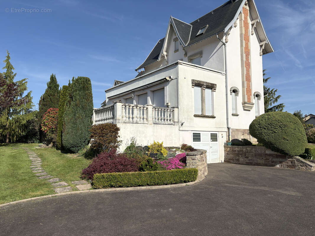 Maison à LUXEUIL-LES-BAINS