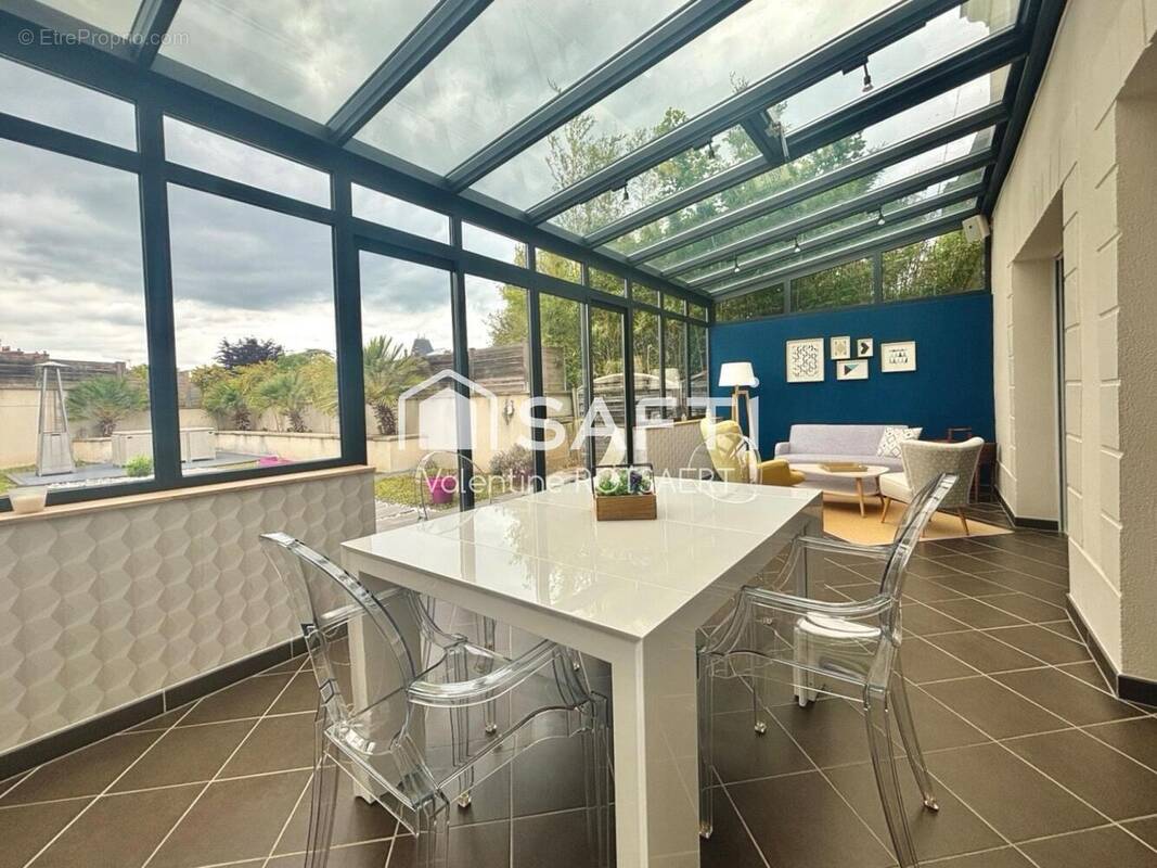 Photo 1 - Maison à COMPIEGNE