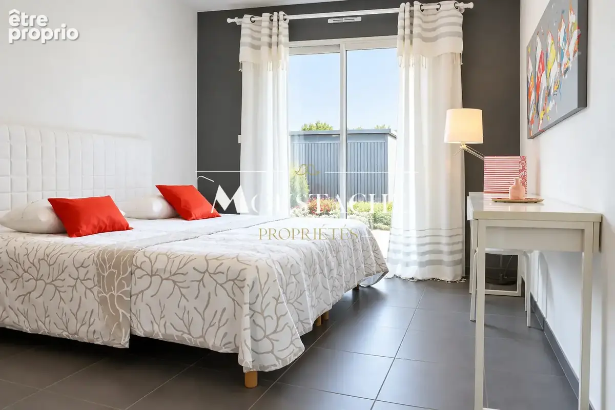 Superbe villa contemporaine et son aperçu mer  - à 800 m de la plage de royan pontaillac - - photo 9