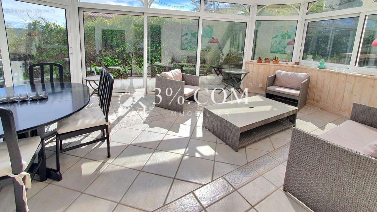 Maison à ROCHE-LA-MOLIERE