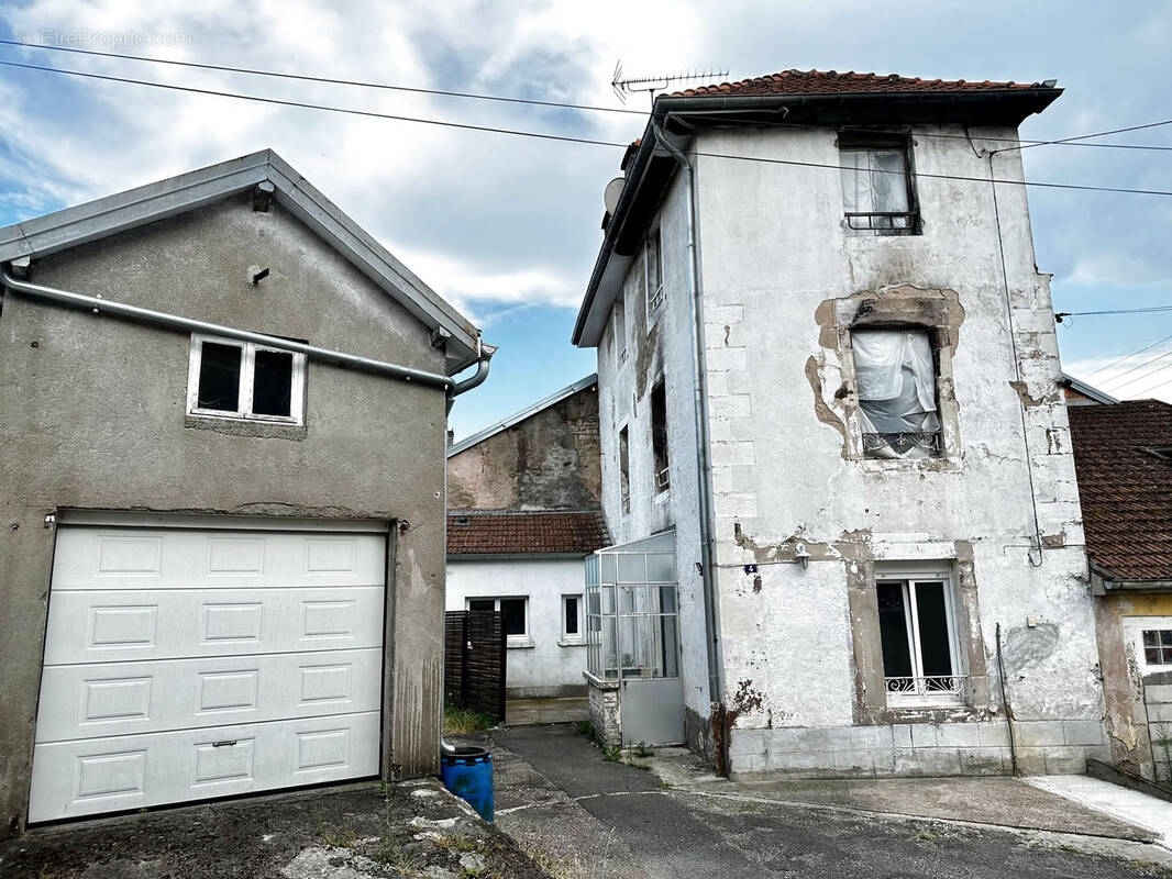Maison à LUXEUIL-LES-BAINS