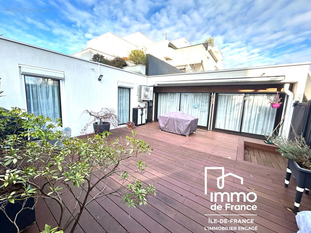 Appartement à CHAMPS-SUR-MARNE