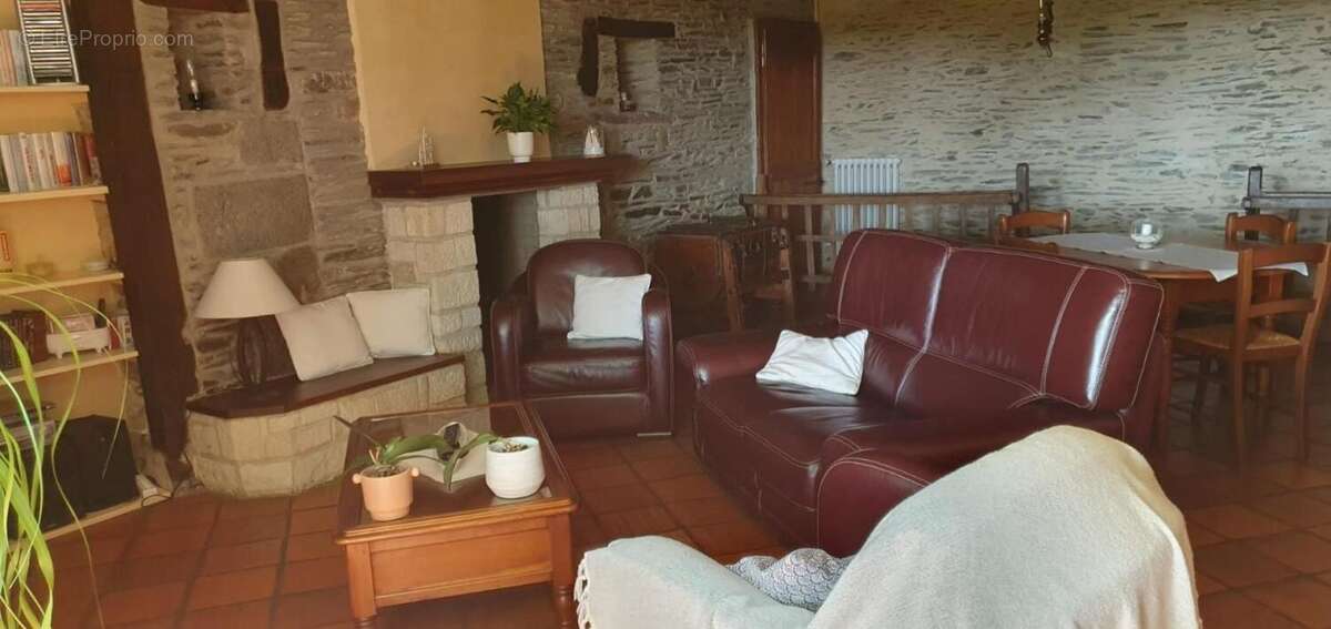 Photo 5 - Maison à NOYAL-SUR-VILAINE