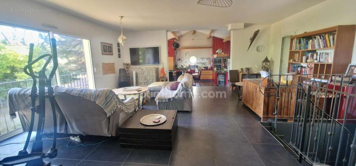 Grande villa T5 avec gite T2 en pleine nature! - photo 3