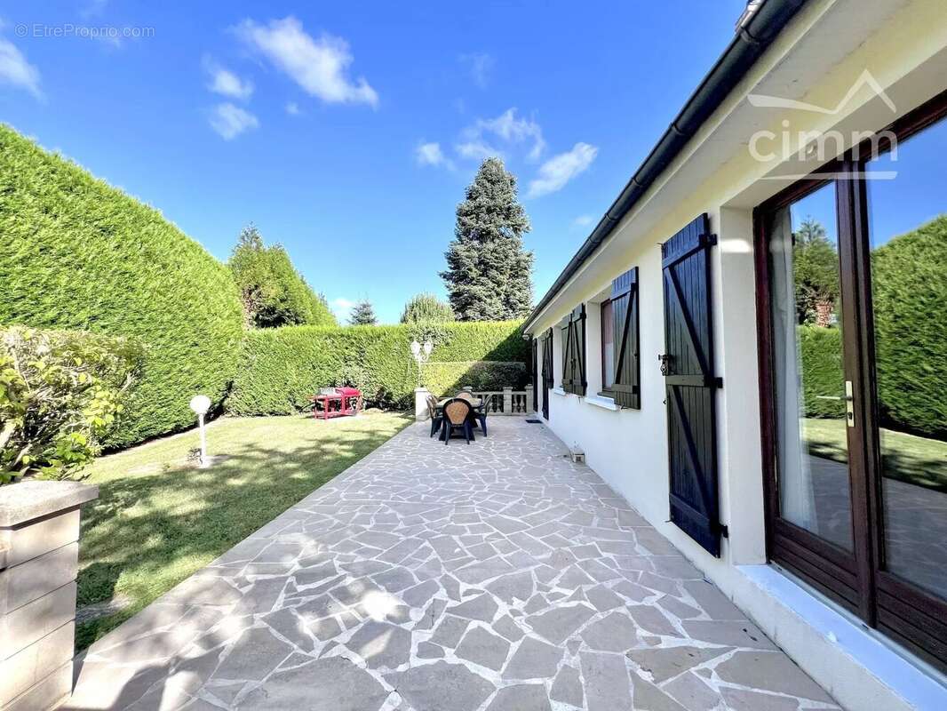 Maison à CROUY-EN-THELLE