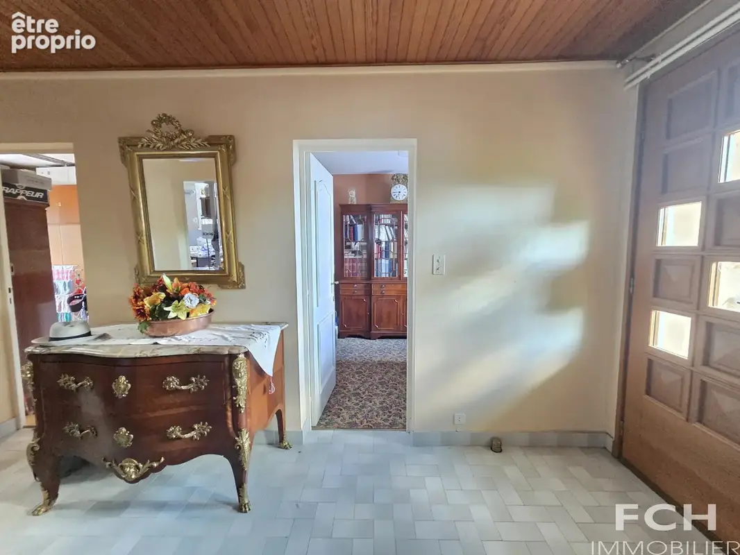 Maison avec vue dominante, 4 chambres, garage - photo 13