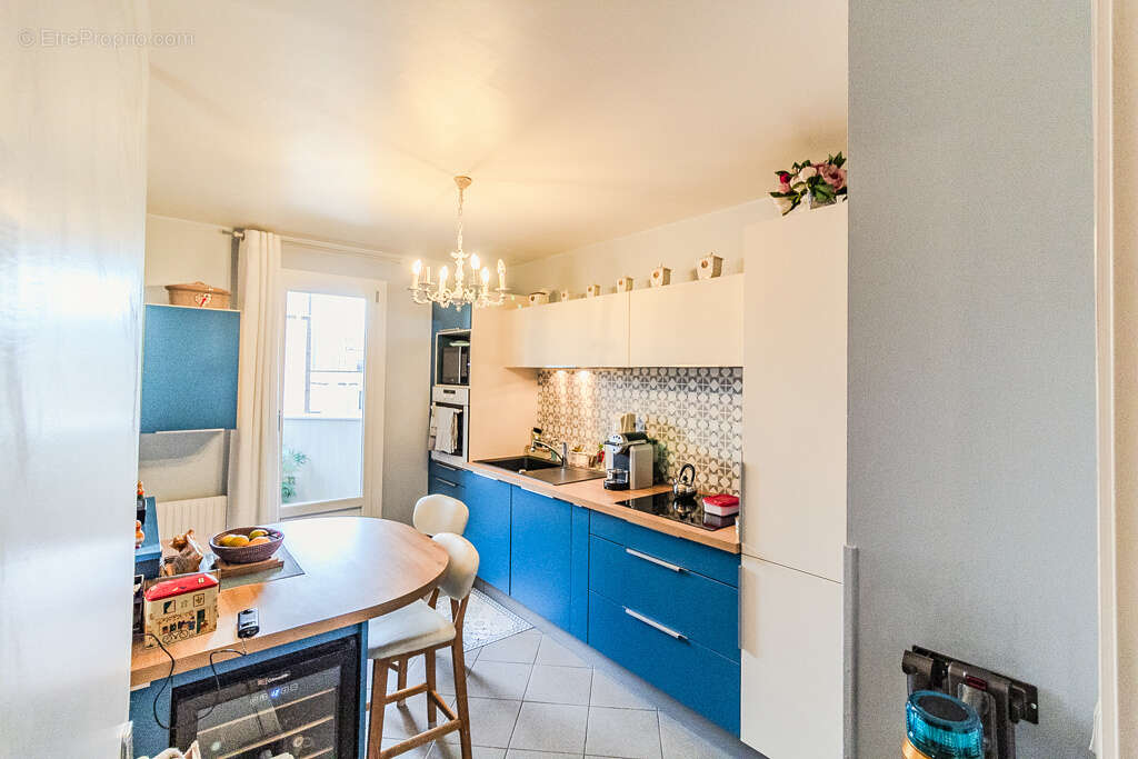 Autre à VILLEURBANNE