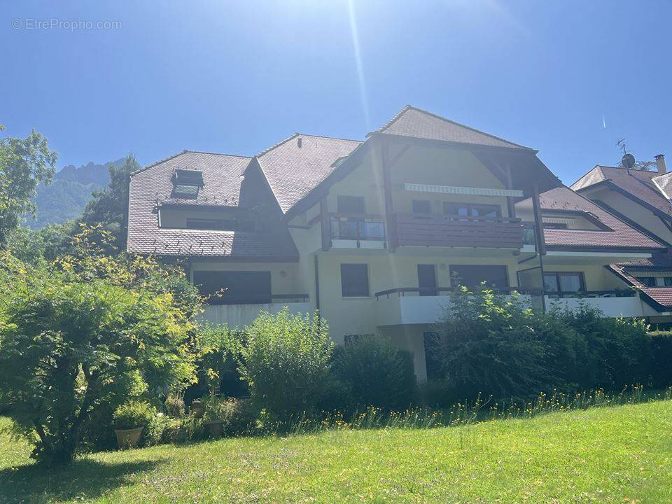 Appartement à MENTHON-SAINT-BERNARD