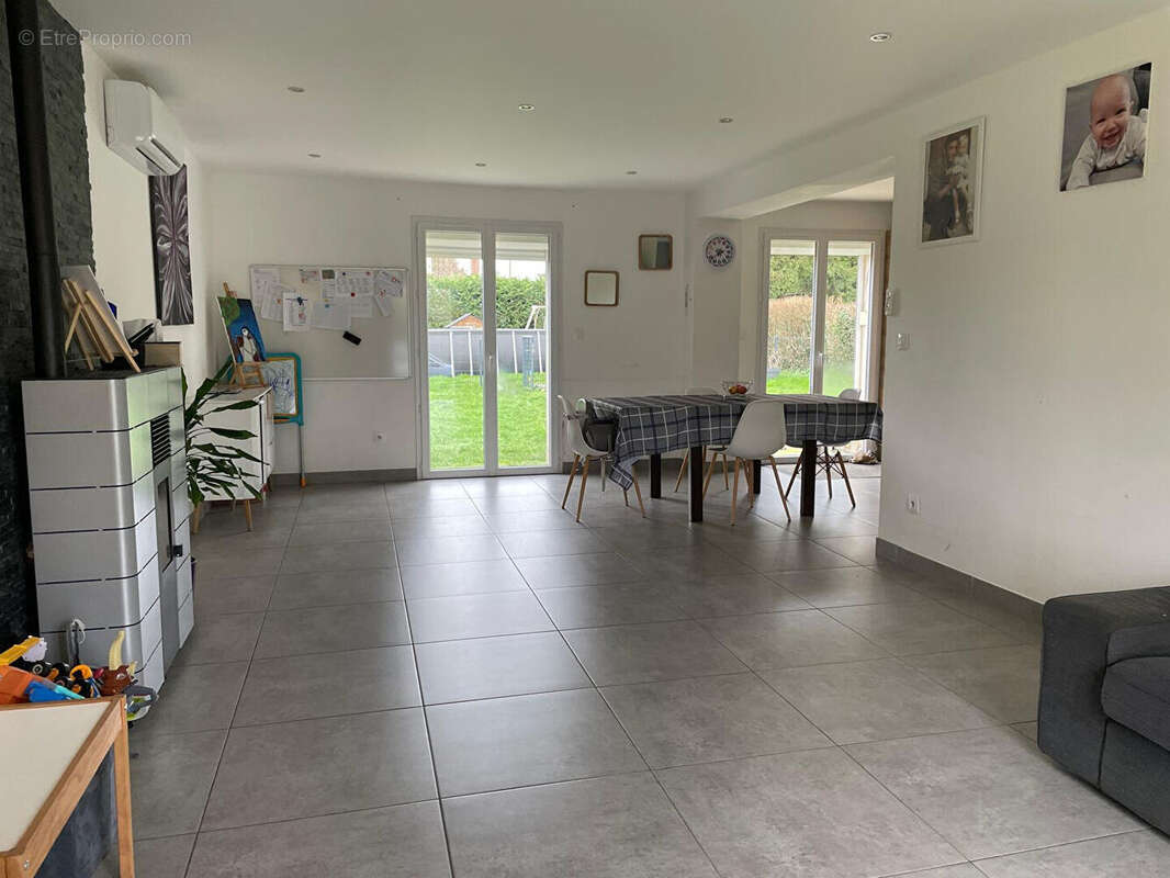 Maison à SAINTE-GENEVIEVE