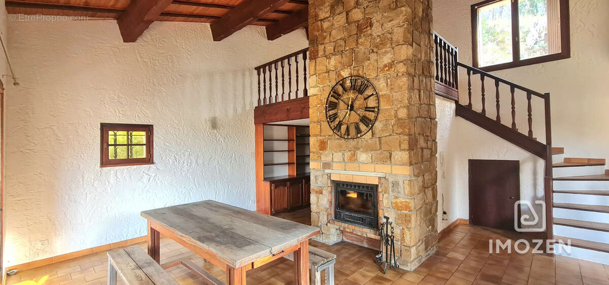 Maison à BRIGNOLES