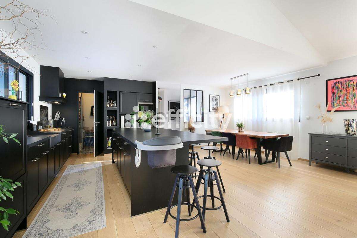 Maison à SAINTE-FOY-D&#039;AIGREFEUILLE