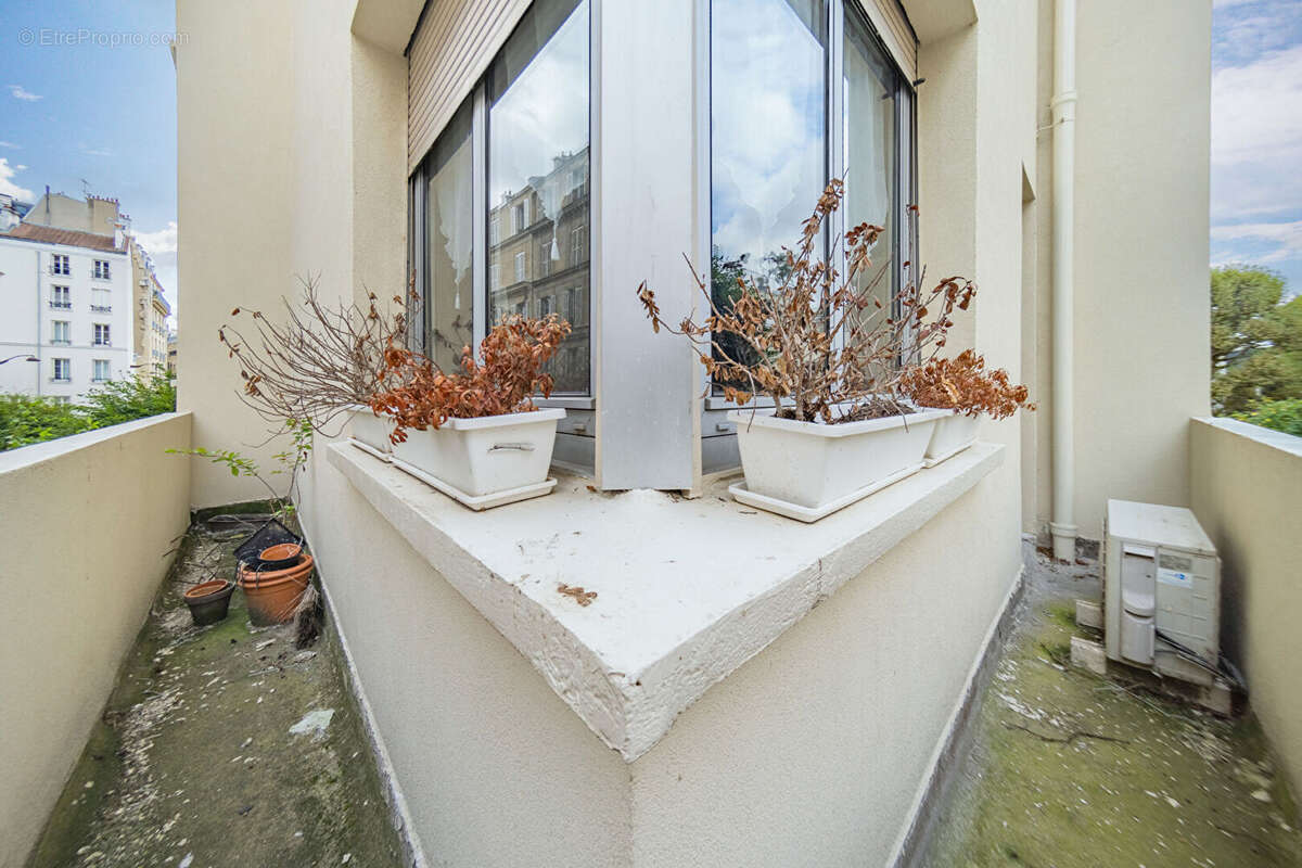 Appartement à NEUILLY-SUR-SEINE