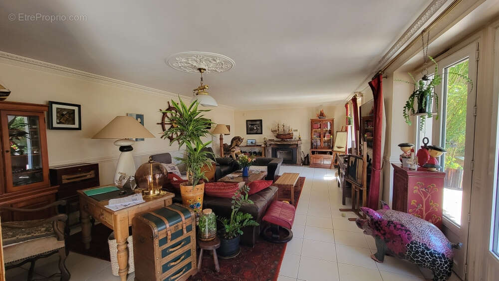 Plourivo, belle maison en pierre de 155 m² à vendre - photo 3