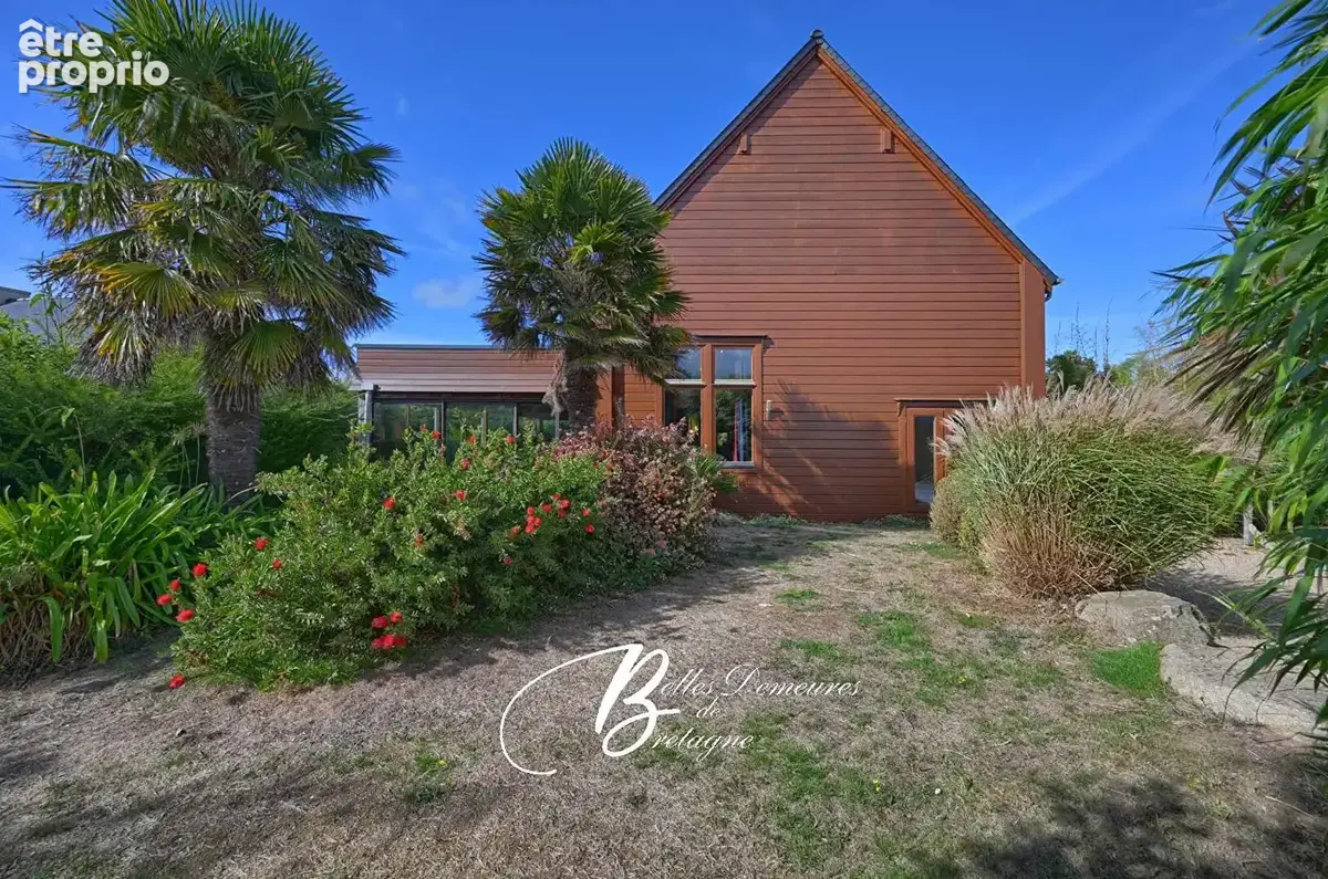 A vendre Maison en bois à Penvénan aux prestations haut de gamme avec piscine intérieure, à 800 m de la plage de Port-Blanc - photo 2