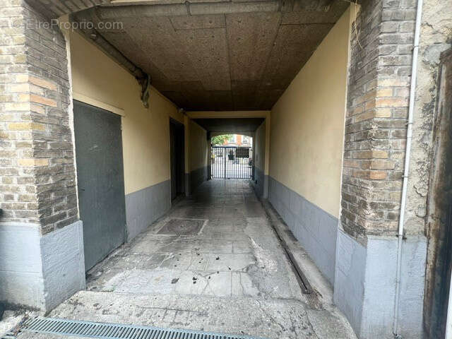 Reims secteur jamin - appartement t4 de 68m2 + parking prive - photo 2